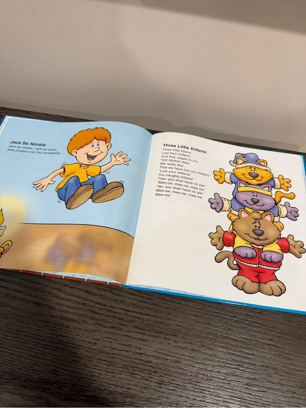 Vintage 2002 Bendon Nursery Rhymes Large Hardcover Children’s Book Illustrated